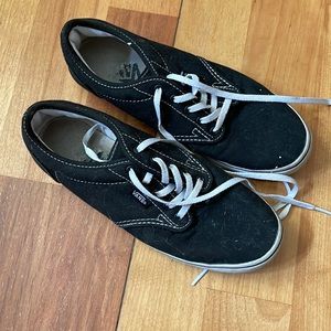 Vans black tennis shoes women’s size 7